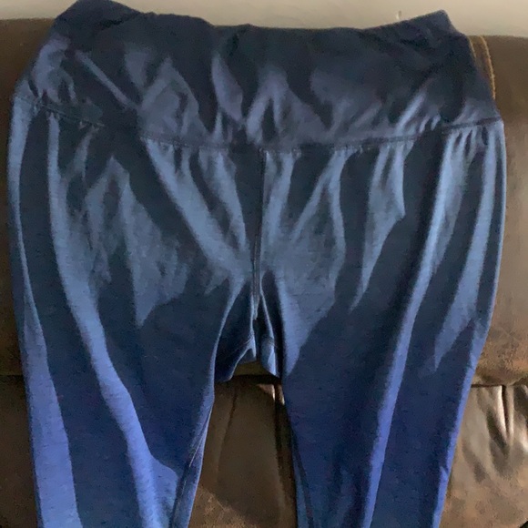 Woman’s Reebok Capri - Picture 2 of 5